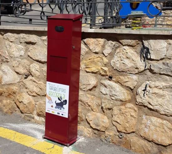 Instaladas 20 papeleras para recoger las heces de perros Instaladas 20 papeleras para recoger las heces de perros
